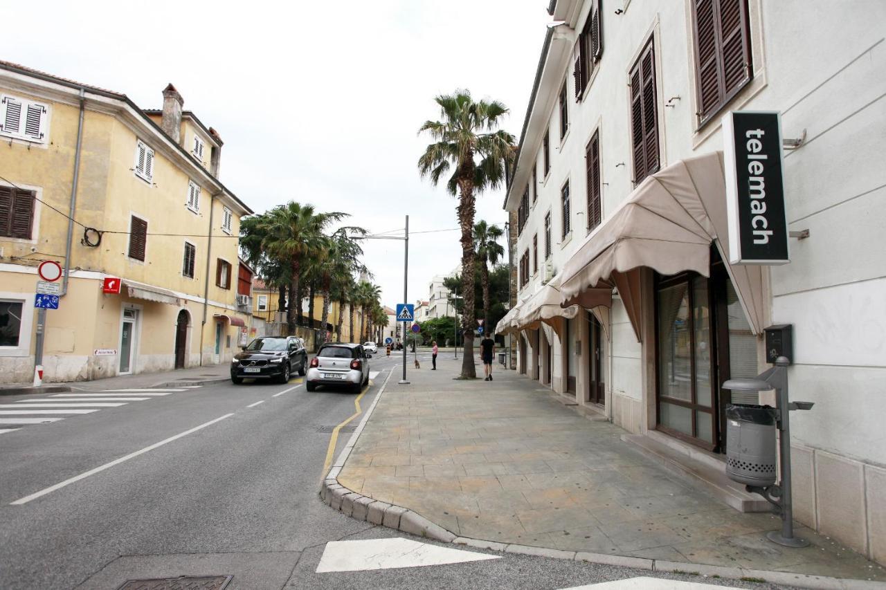 Koper Central King Studio Samo Exterior foto